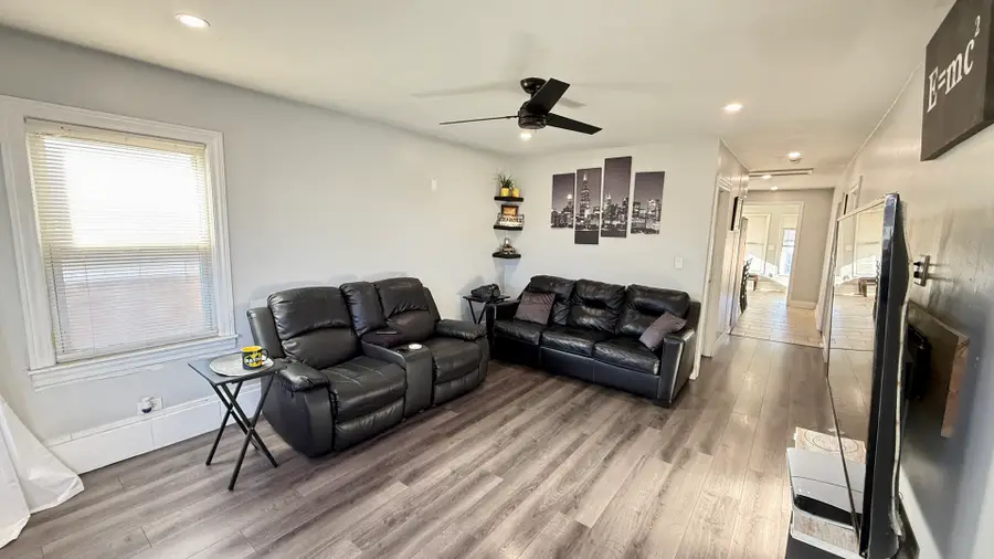 1818 N 38th Avenue, Stone Park, IL 60165 - Image #2