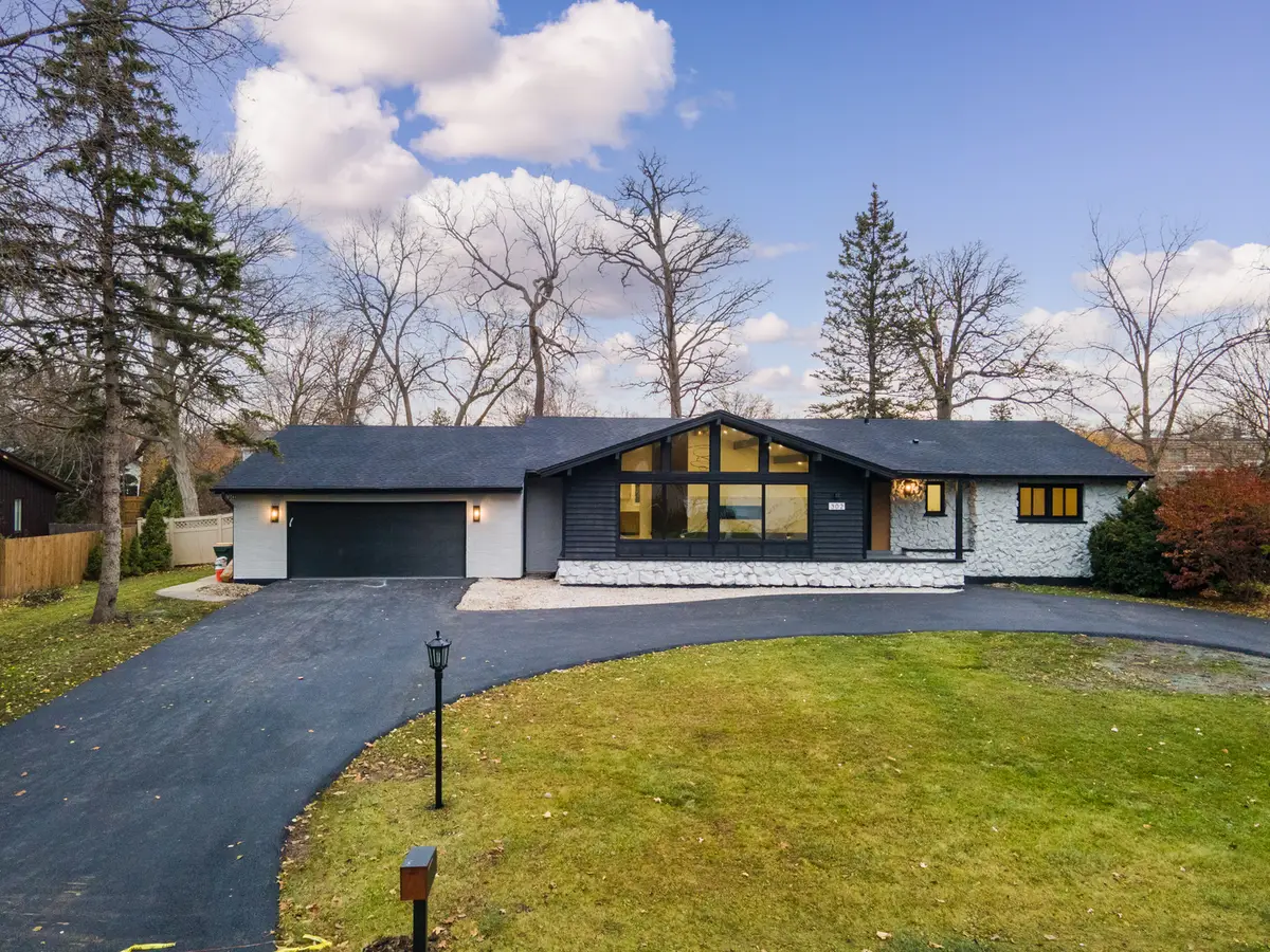 302 E Shady Drive, Palatine, IL 60067 - #1