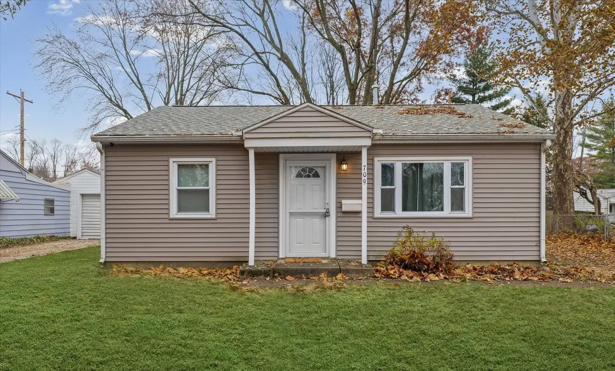 709 E Michigan Avenue, Urbana, IL 61801 - #1