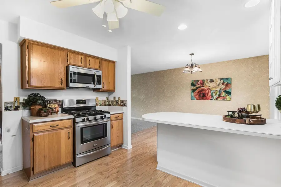 5080 Prairie Oak Road, Gurnee, IL 60031 - Image #3