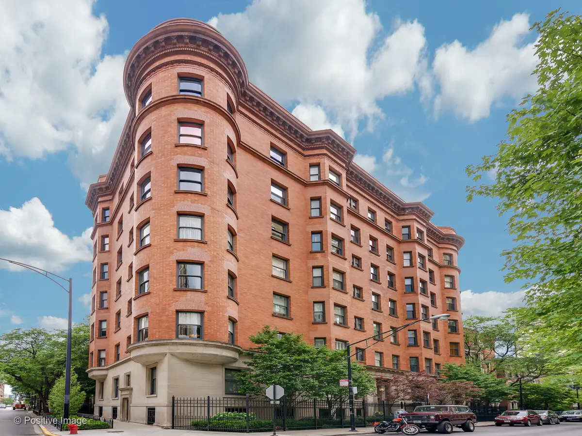 1210 N Astor Street #1A, Chicago, IL 60610 - Image #1