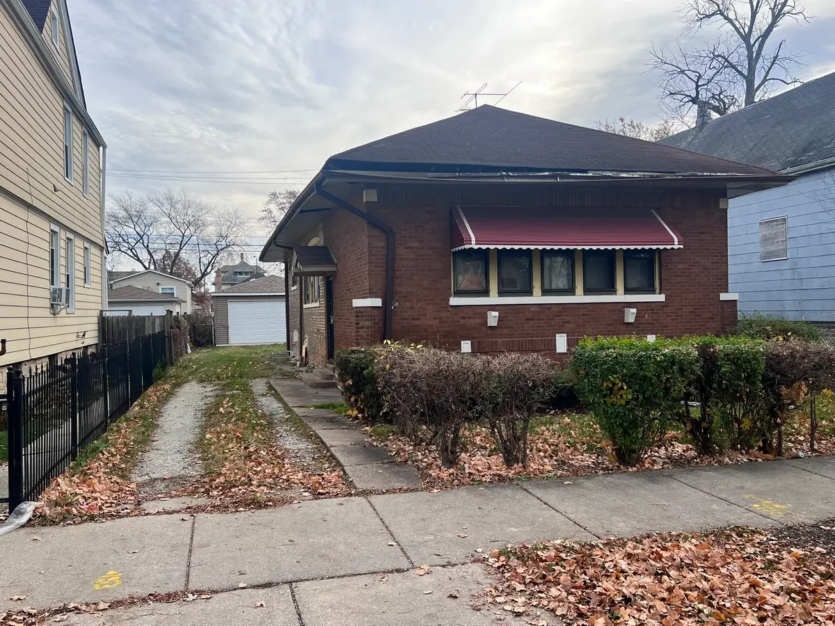 8819 S Carpenter Street, Chicago, IL 60620 - Image #1