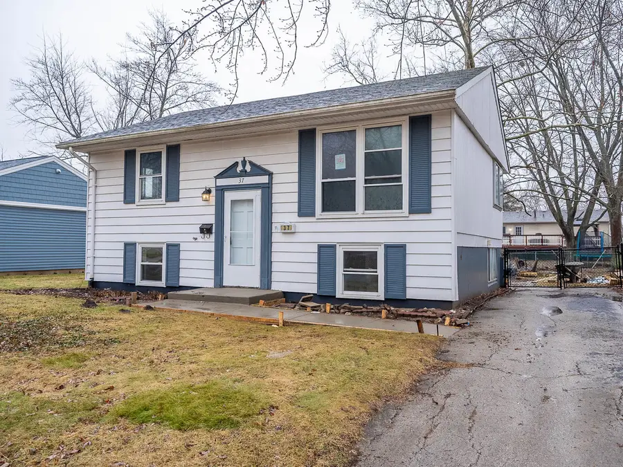 37 N Cedar Lane, Glenwood, IL 60425 - Image #2