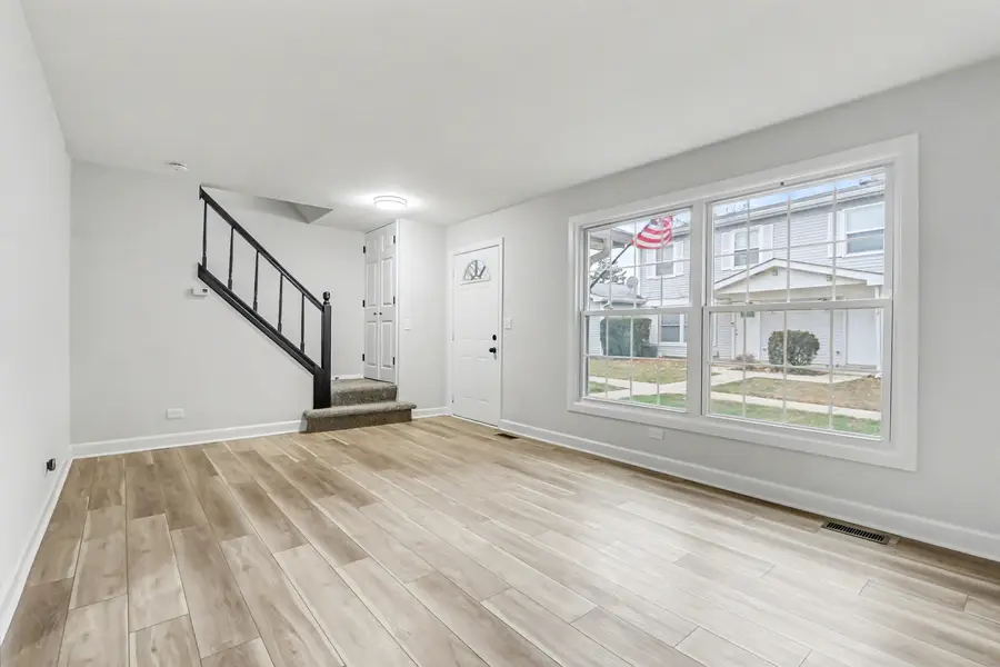 8 Wildwood Lane #G, Bolingbrook, IL 60440 - Image #2