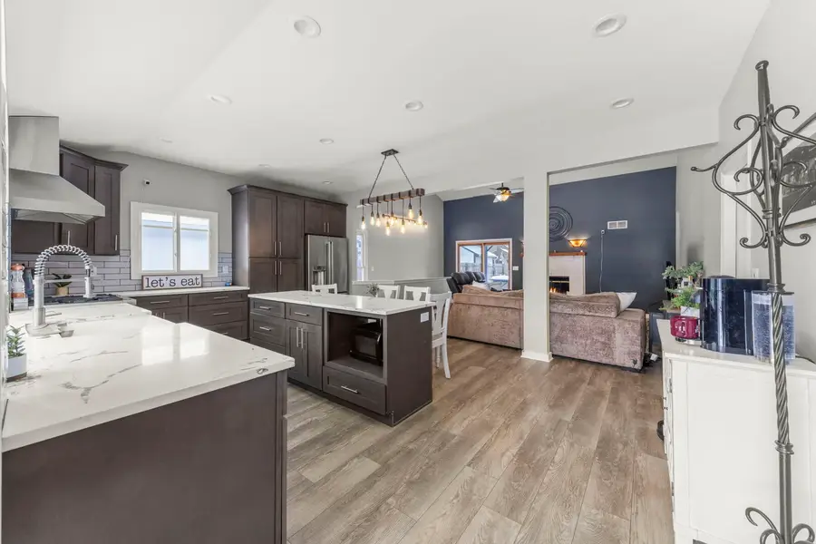 665 Kramer Court, Batavia, IL 60510 - Image #3