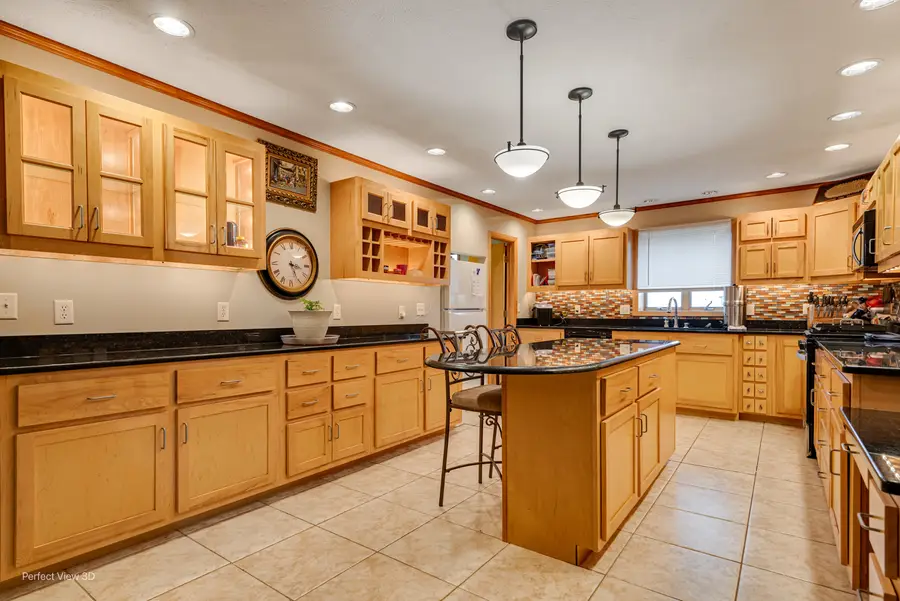 929 Lincoln Street, Minonk, IL 61760 - Image #2