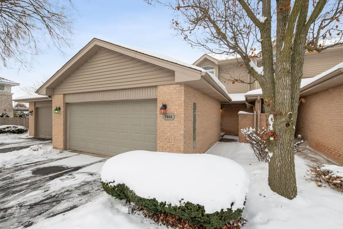 7642 W 158th Court, Orland Park, IL 60462 - Image #1