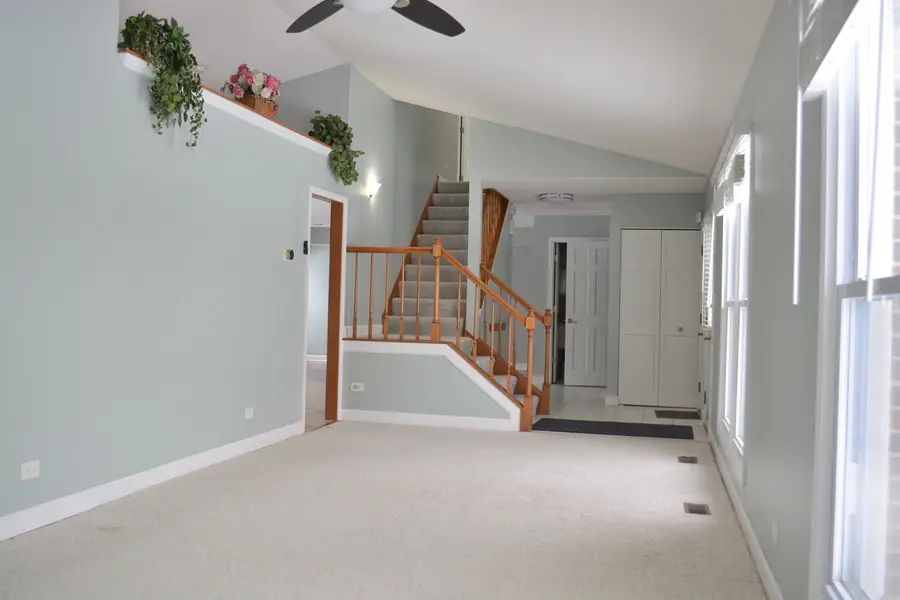 1203 Timber Drive, Elk Grove Village, IL 60007 - Image #2