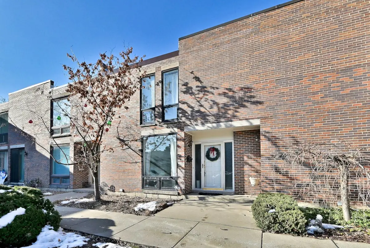 7 Birch Tree Court, Elmhurst, IL 60126 - Image #1