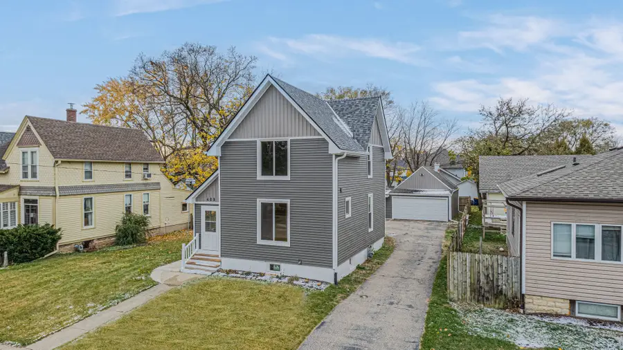 409 Algona Avenue, Elgin, IL 60120 - Image #2