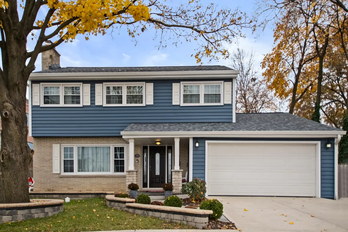715 S Naperville Road, Wheaton, IL 60189 - Image #1