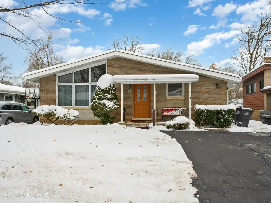 1019 Dell Road, Northbrook, IL 60062 - Image #2