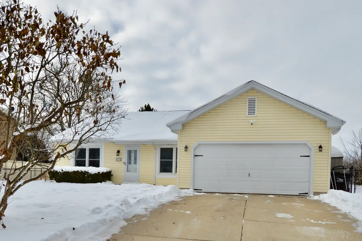 1014 Stonehedge Court, Crystal Lake, IL 60014 - Image #1