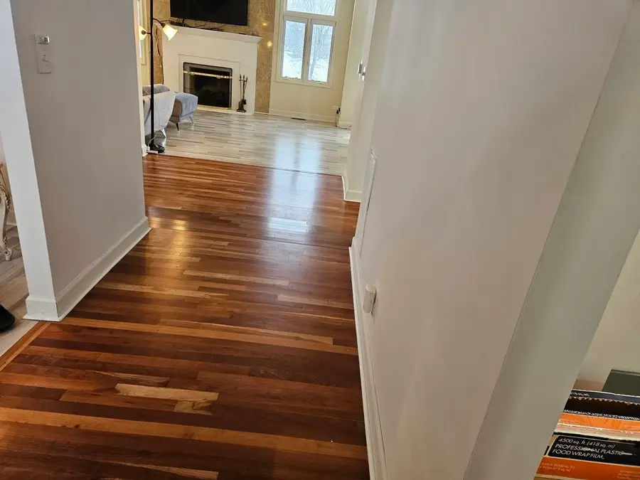 Address Withheld By Seller, Woodridge, IL 60517 - Image #2