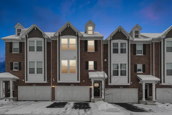 904 Coletta Circle, Naperville, IL 60563