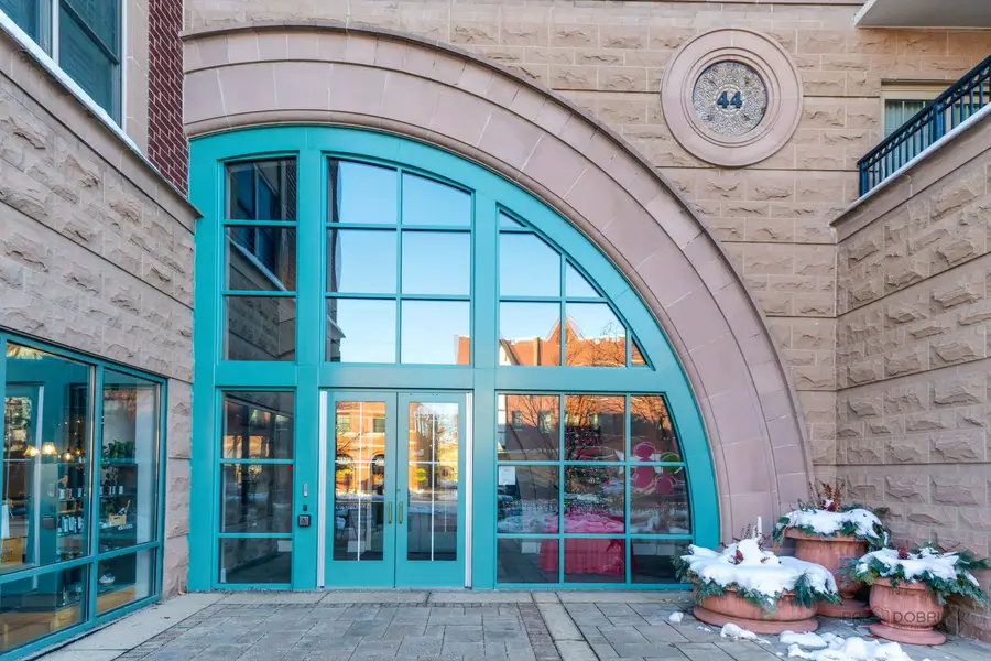 44 N Vail Avenue #613, Arlington Heights, IL 60005 - Image #2