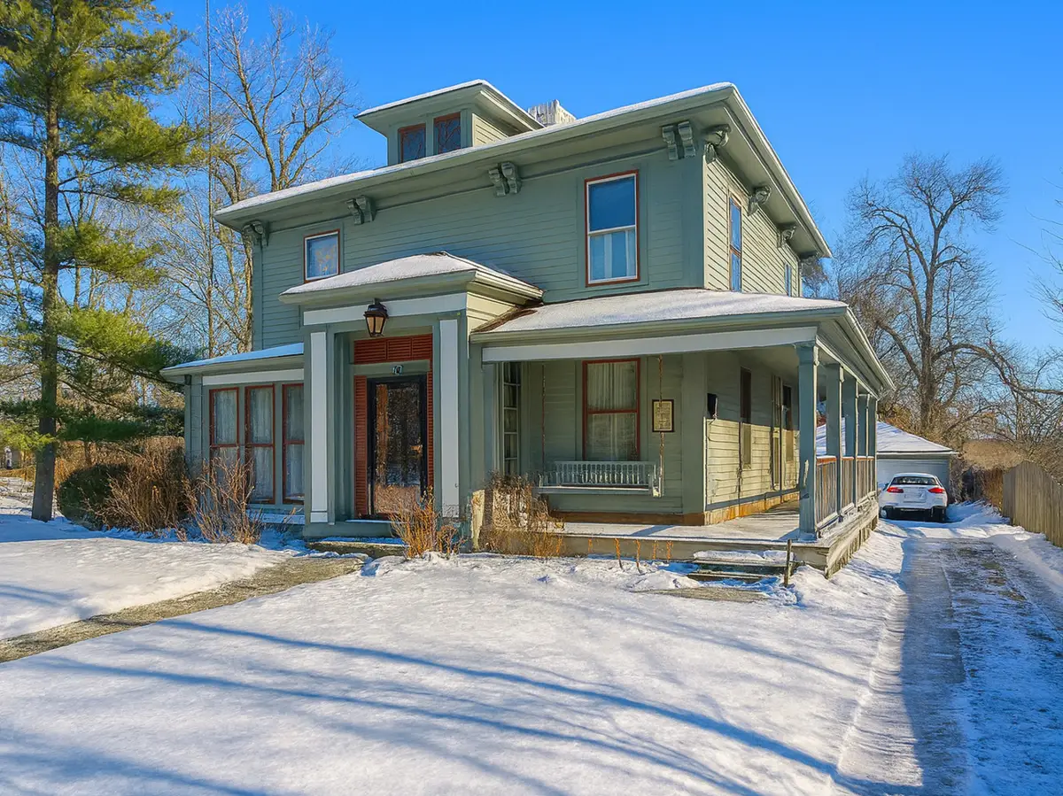 426 Julian Avenue, Waukegan, IL 60085 - Image #1