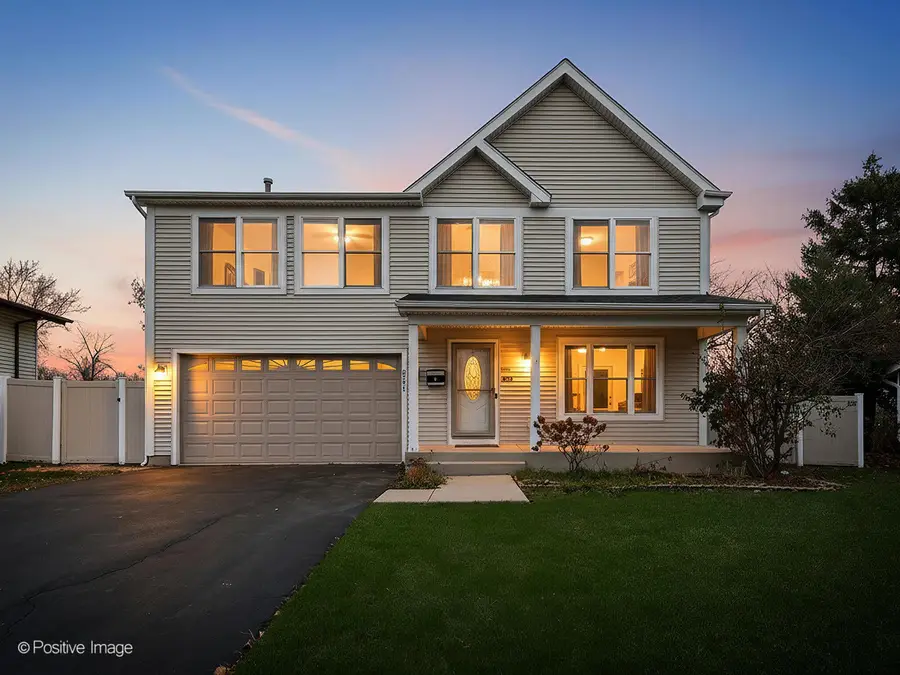 5541 E Celebrity Circle, Hanover Park, IL 60133 - Image #2