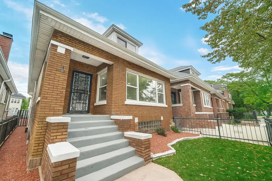 6741 S Maplewood Avenue, Chicago, IL 60629 - Image #2