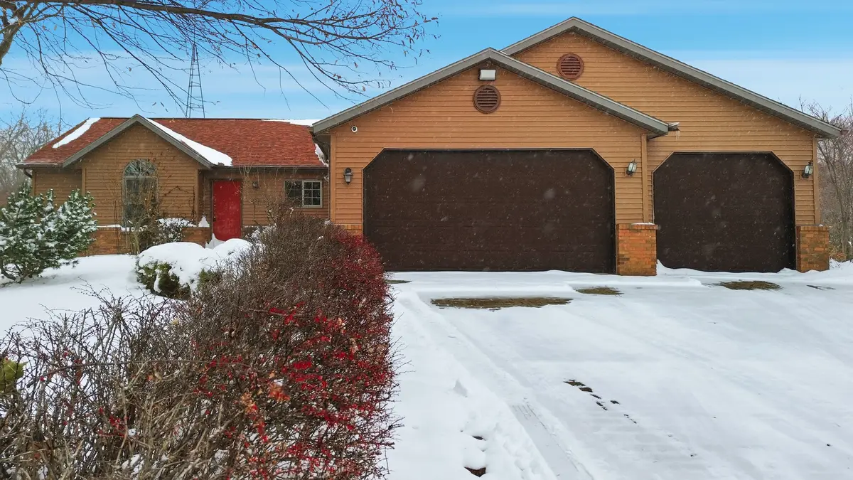 678 Pheasant Run, Dixon, IL 61021 - #1