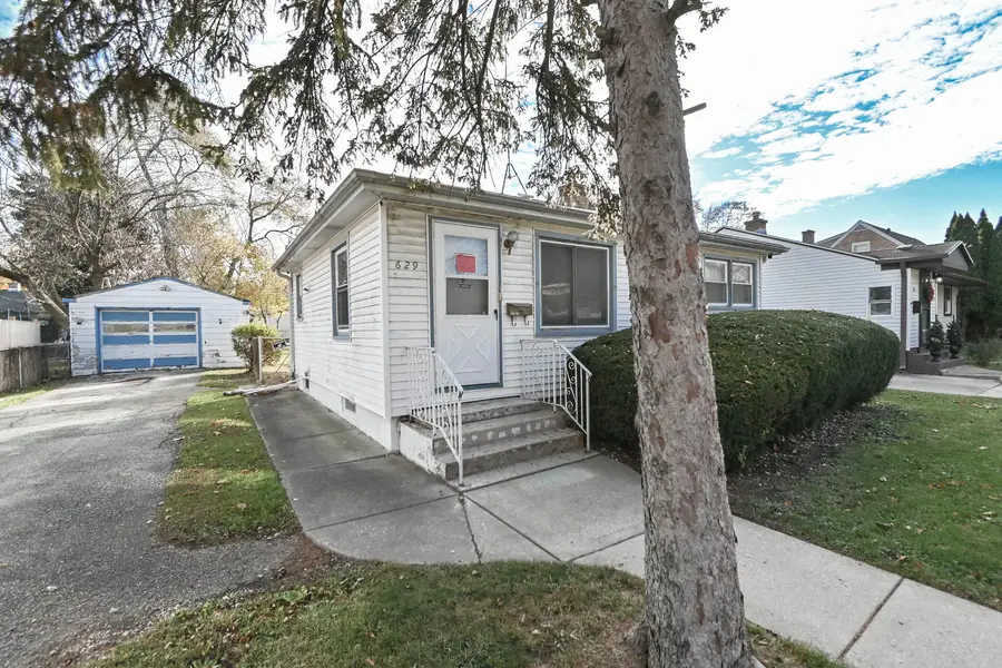 629 S Fulton Avenue, Waukegan, IL 60085 - Image #2