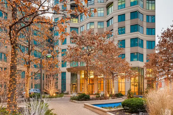 400 N Lasalle Drive #3008, Chicago, IL 60654