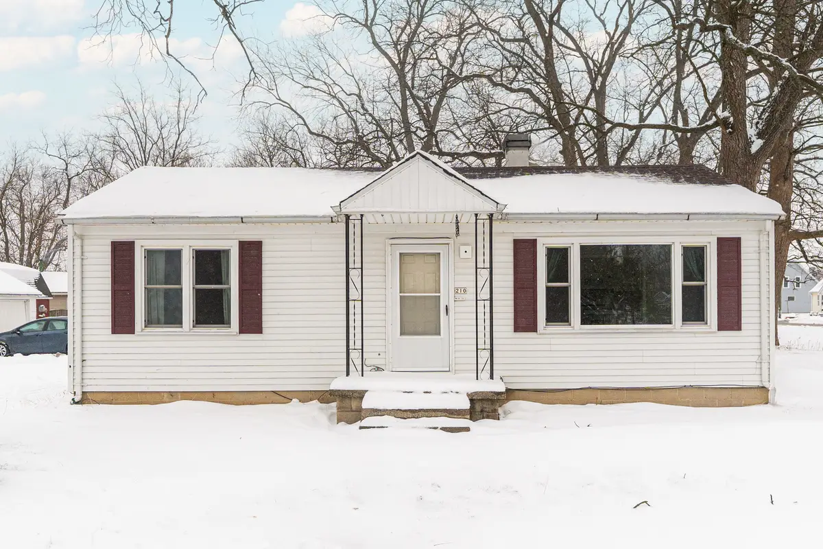 Address Withheld By Seller, Malta, IL 60150 - Image #1