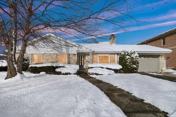 5156 Farwell Avenue, Skokie, IL 60077