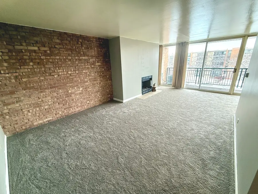 6010 Oakwood Drive #5D, Lisle, IL 60532 - Image #3