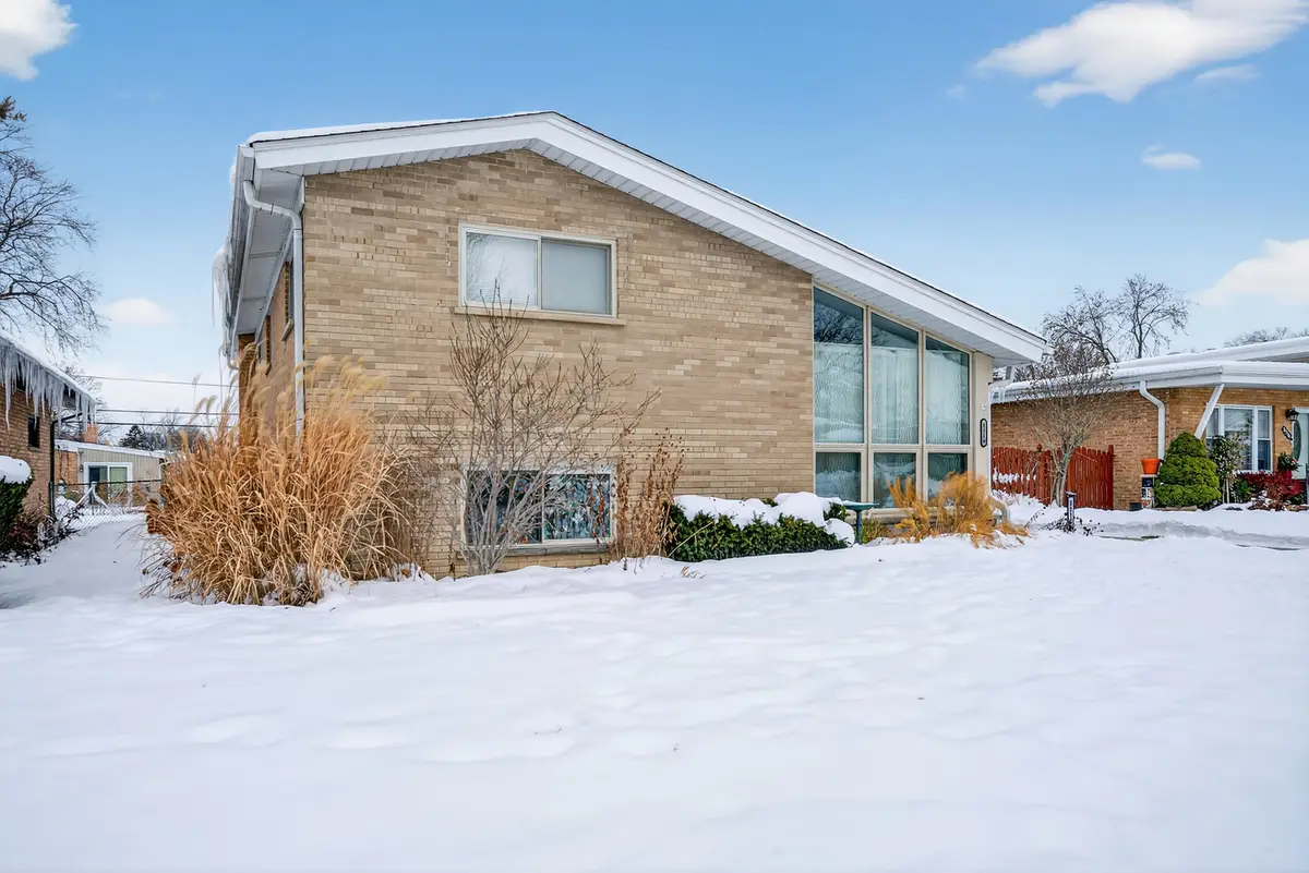 8516 W Normal Avenue, Niles, IL 60714 - Image #1