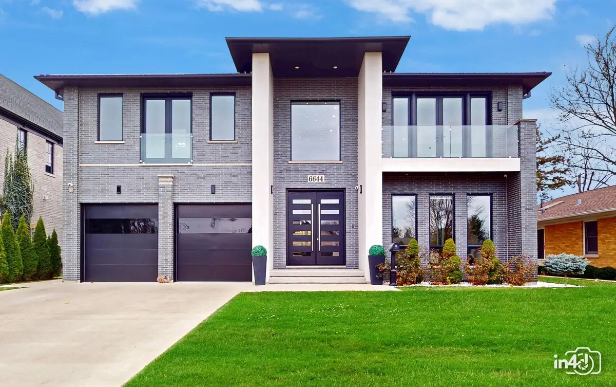 6644 N Knox Avenue, Lincolnwood, IL 60712 - Image #1