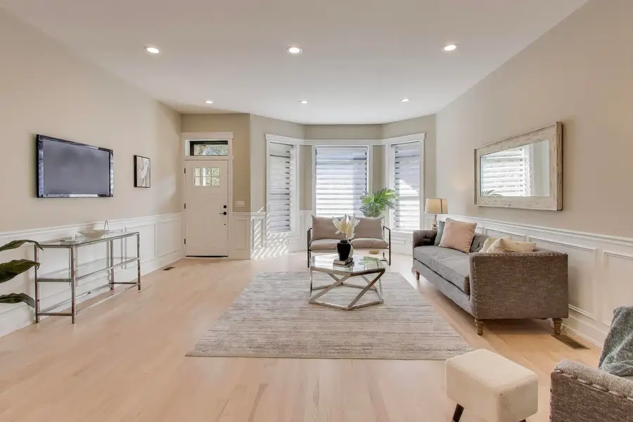 4938 S Vincennes Avenue, Chicago, IL 60615 - Image #3