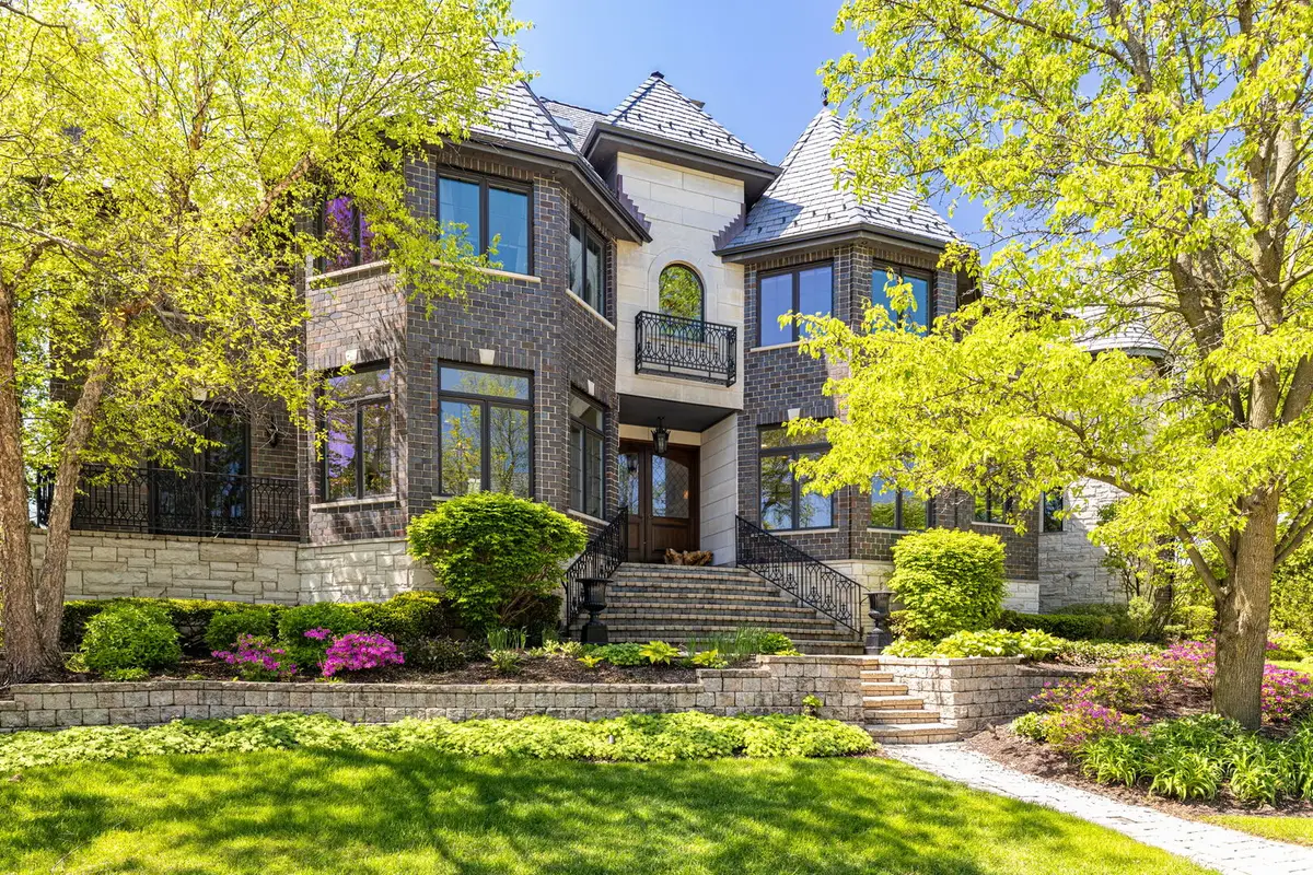 17 Ambriance Drive, Burr Ridge, IL 60527 - #1