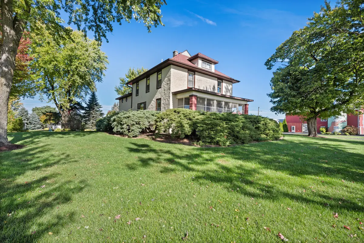 15165 Quigley Road, Sycamore, IL 60178 - Image #1