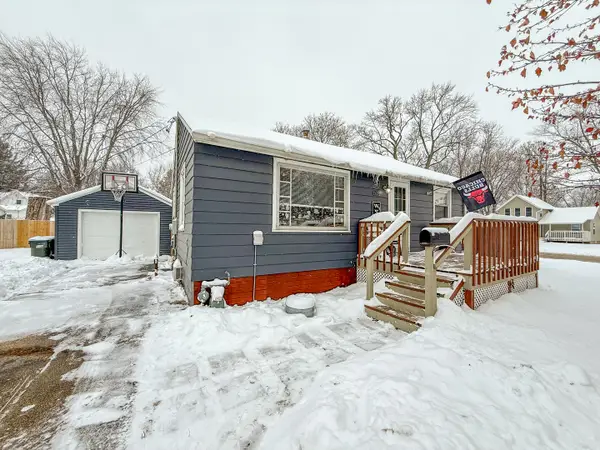 615 W 9th Street, Sterling, IL 61081