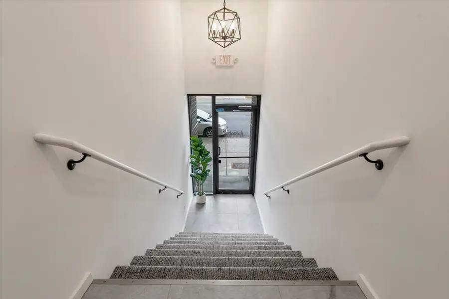 5824 N Lincoln Avenue #1N, Chicago, IL 60659 - Image #2