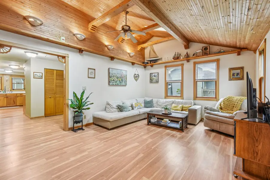 27630 N Hickory Street, Island Lake, IL 60042 - Image #3