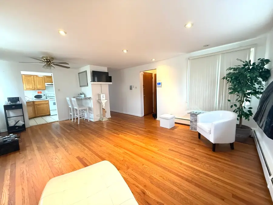 2014 W 111th Street #2N, Chicago, IL 60643 - Image #2