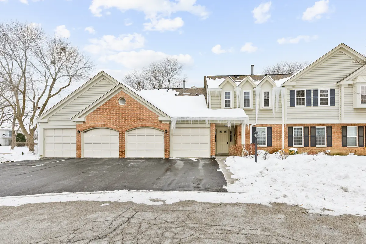 1600 Brittany Court #C2, Wheeling, IL 60090 - Image #1