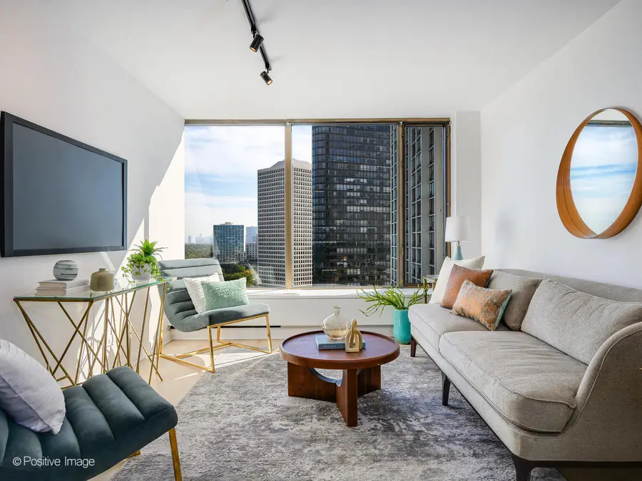 5455 N Sheridan Road #1904, Chicago, IL 60640 - Image #3