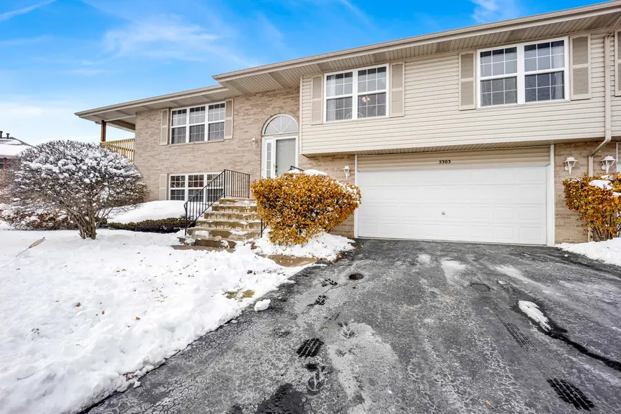 5303 W 109th Street #5303, Oak Lawn, IL 60453 - Image #2