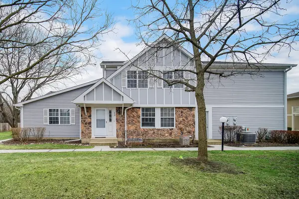 15 Tanwood Court, Vernon Hills, IL 60061