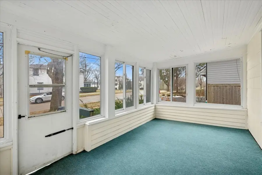 609 1st Street, Libertyville, IL 60048 - Image #3