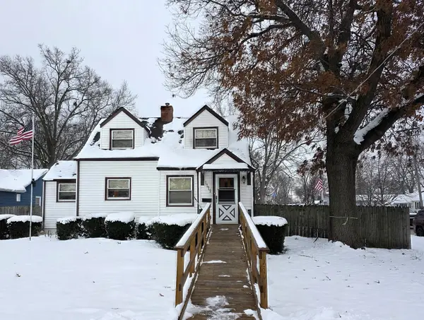 1111 W Lefevre Road, Sterling, IL 61081