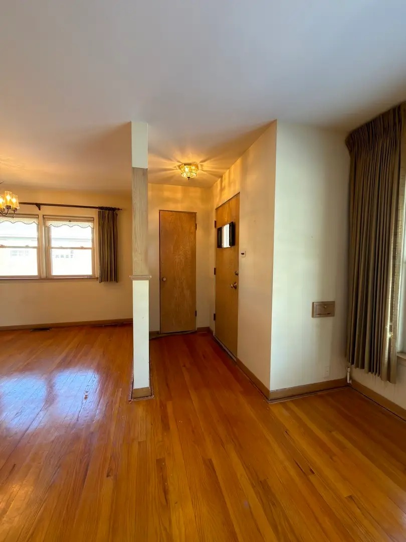 3814 Raymond Avenue, Brookfield, IL 60513 - Image #2