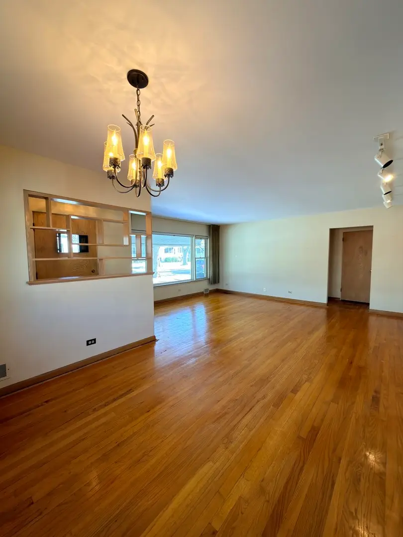 3814 Raymond Avenue, Brookfield, IL 60513 - Image #3