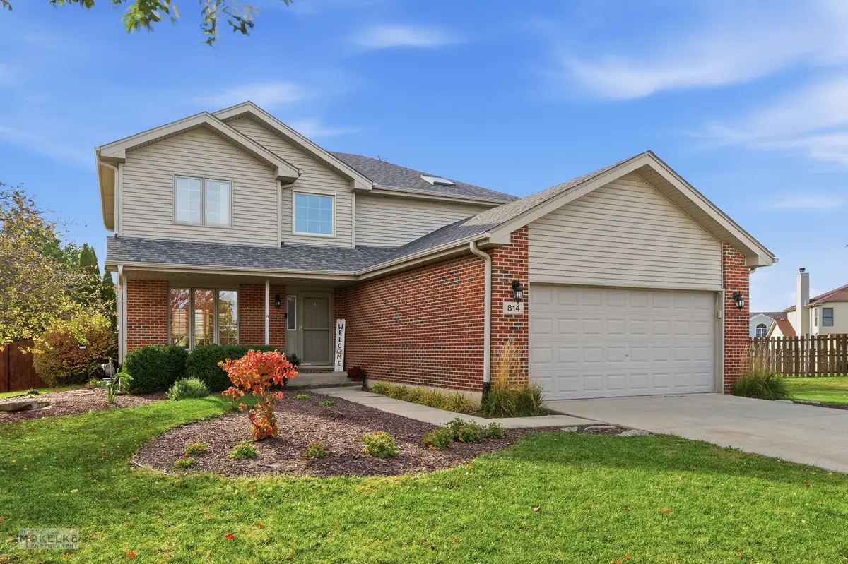 814 Edgewater Drive, Minooka, IL 60447 - Image #1