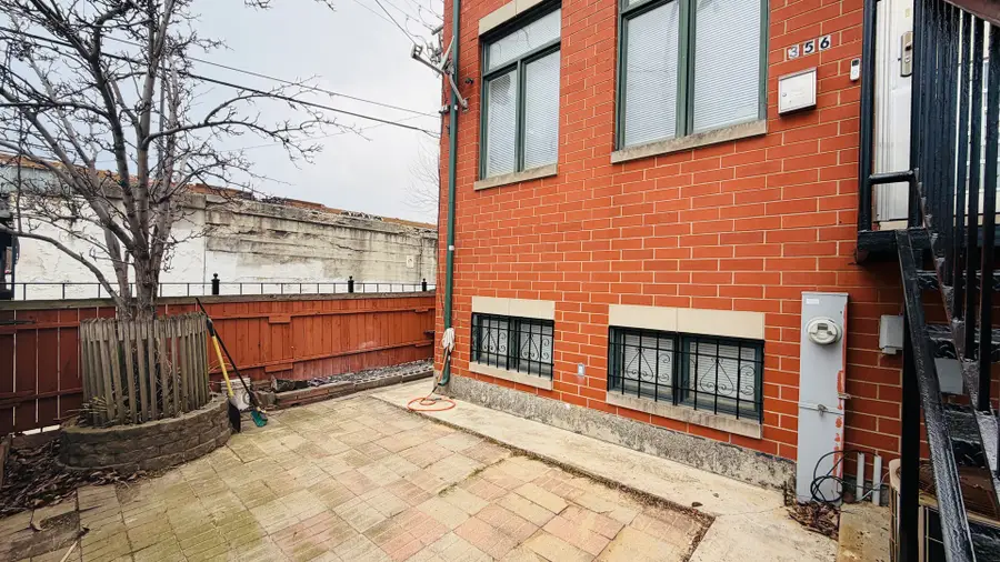 356 W 31st Street, Chicago, IL 60616 - Image #2