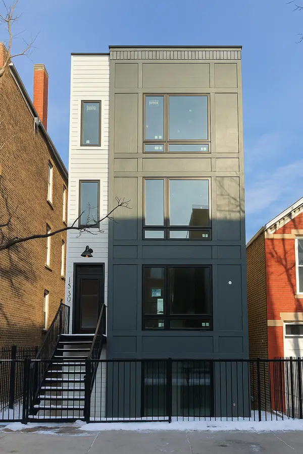 1530 W 18th Place #2, Chicago, IL 60608