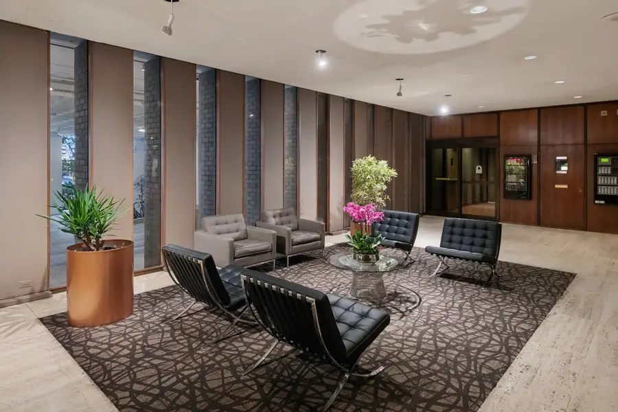 6033 N Sheridan Road #36G, Chicago, IL 60660 - Image #2